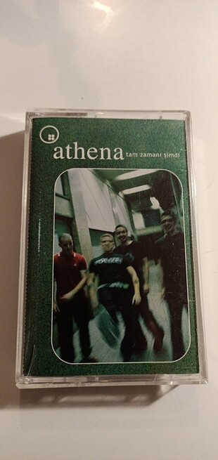 Athena, Tam Zamanı Şimdi, kaset 