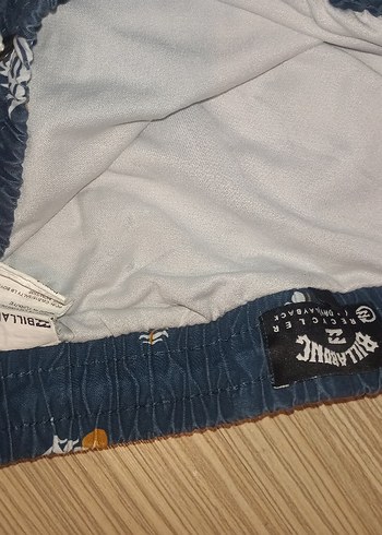 Düğmeli Batik Desenli Erkek Mini Şort - Görsel 7