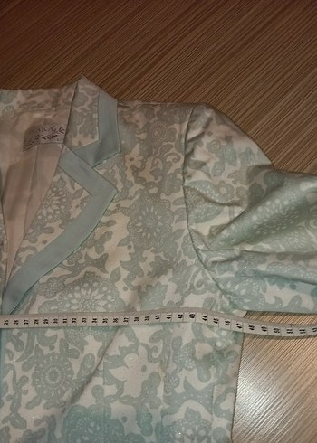 Nakışlı Beyaz Kadın Blazer Ceket - Görsel 2