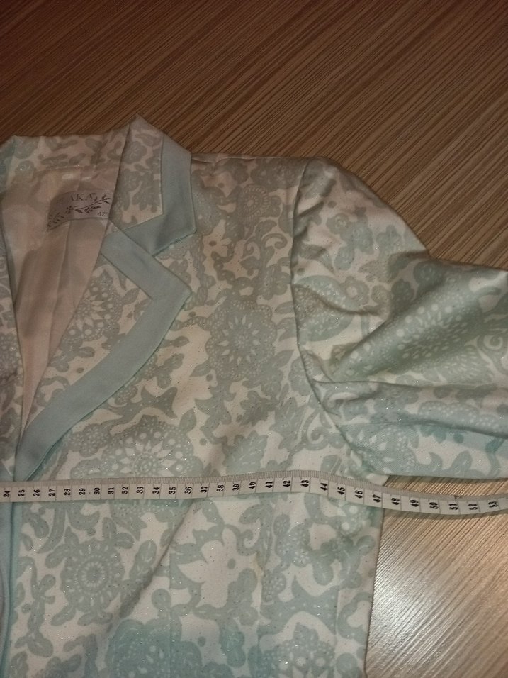 Nakışlı Beyaz Kadın Blazer Ceket - Görsel 2