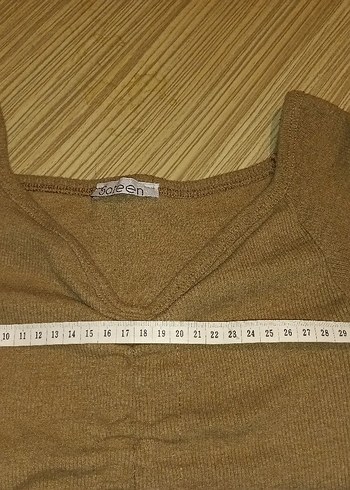 Bej V Yaka Keten Kısa Kollu Bluz - Görsel 3