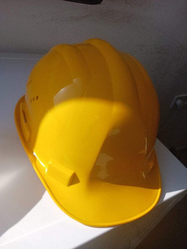 Sarı Plastik Baret - Görsel 2