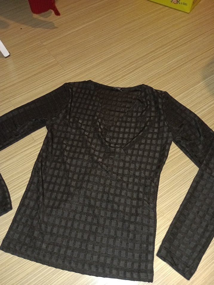 V yaka bluz - Görsel 2