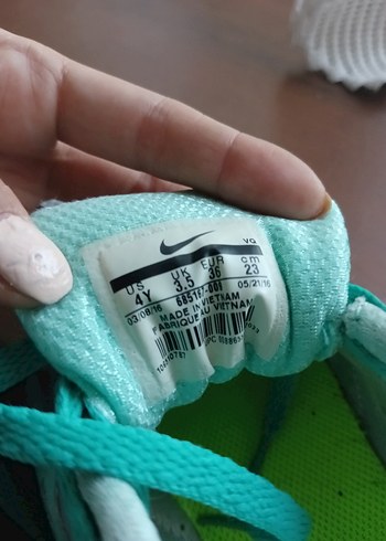 36 Beden turkuaz Renk Orjinal Nike spor