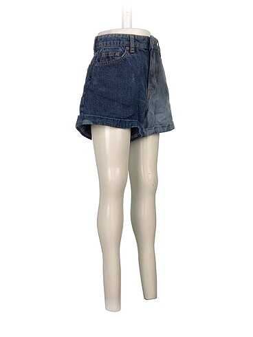 Bershka Bershka Mini Şort %70 İndirimli.