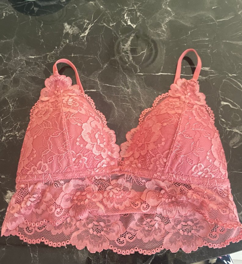 Pembe Sütyen - Görsel 2