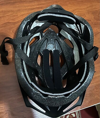 Siyah Bisiklet Kaskı - Görsel 3