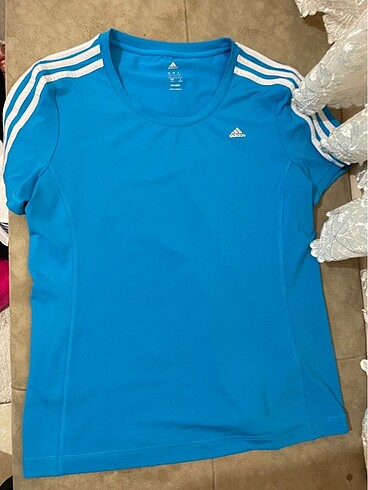 Adidas Mavi Tişört
