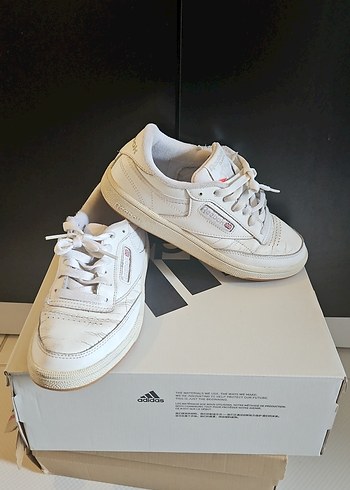 Adidas Beyaz Kadın Spor Ayakkabı