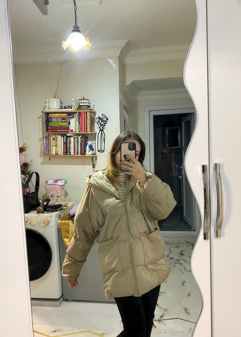 Bej Kapüşonlu Kadın Puff Mont - Görsel 3