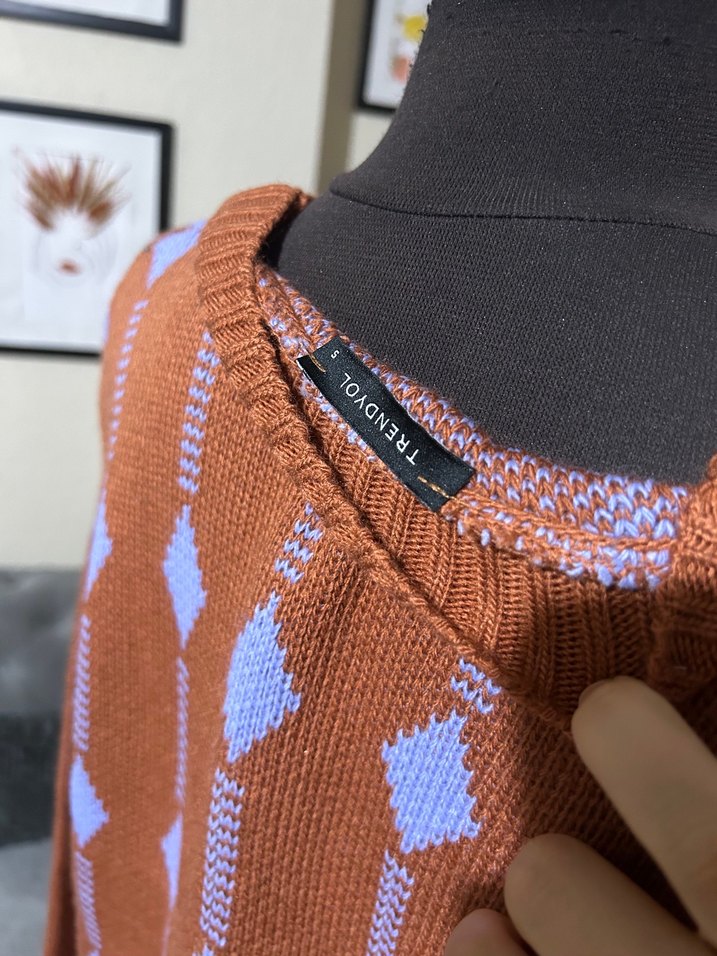 Örgü kazak - Görsel 3