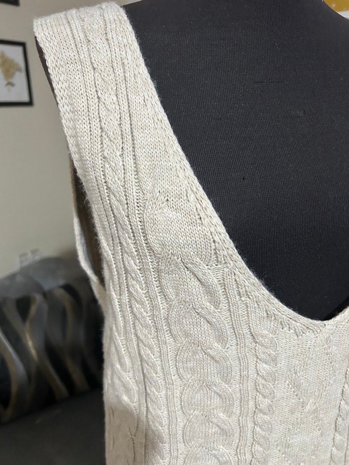 Örme V Yaka Kolsuz Kadın elbise - Görsel 3