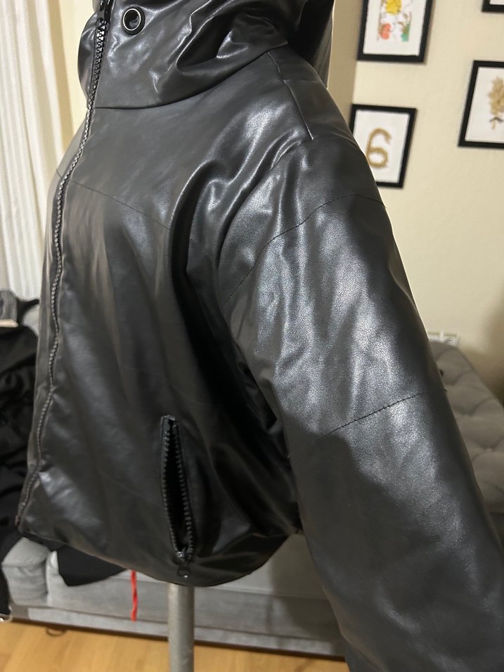 Siyah Deri Kadın Ceket - Görsel 2