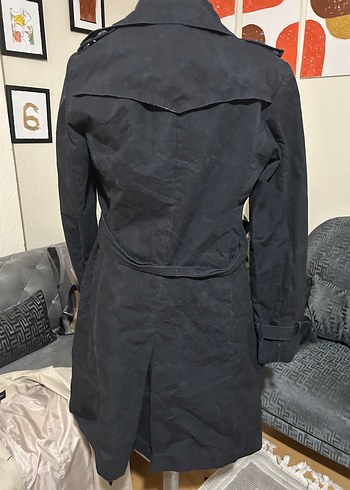 Düğmeli Siyah Midi Kadın Trençkot - Görsel 3