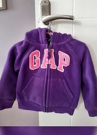 GAP kapusonlu sweatshirt 