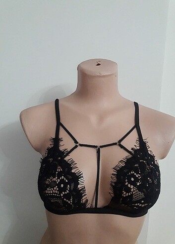 Zara BRALET
