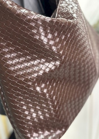 Kahverengi Deri Örgülü Kadın Çanta - Görsel 2