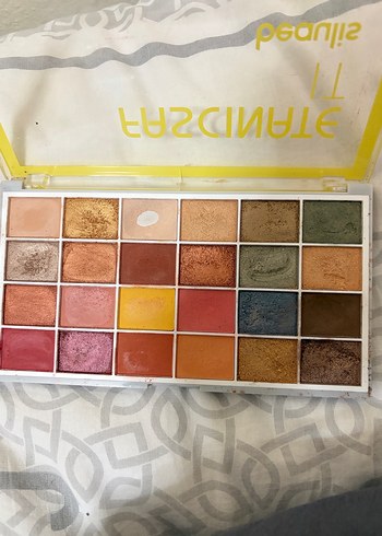 Çok Renkli Göz Farı Paleti - Görsel 2