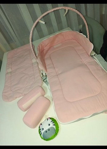 Beden Pembe Puantiyeli Bebek Çantası