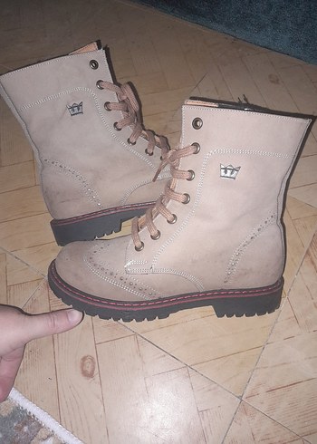 Bej Süet Çocuk Bağcıklı Bot
