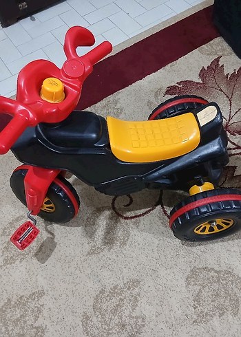 Sarı Renkli Çocuk Üç Tekerlekli Bisiklet - Görsel 4