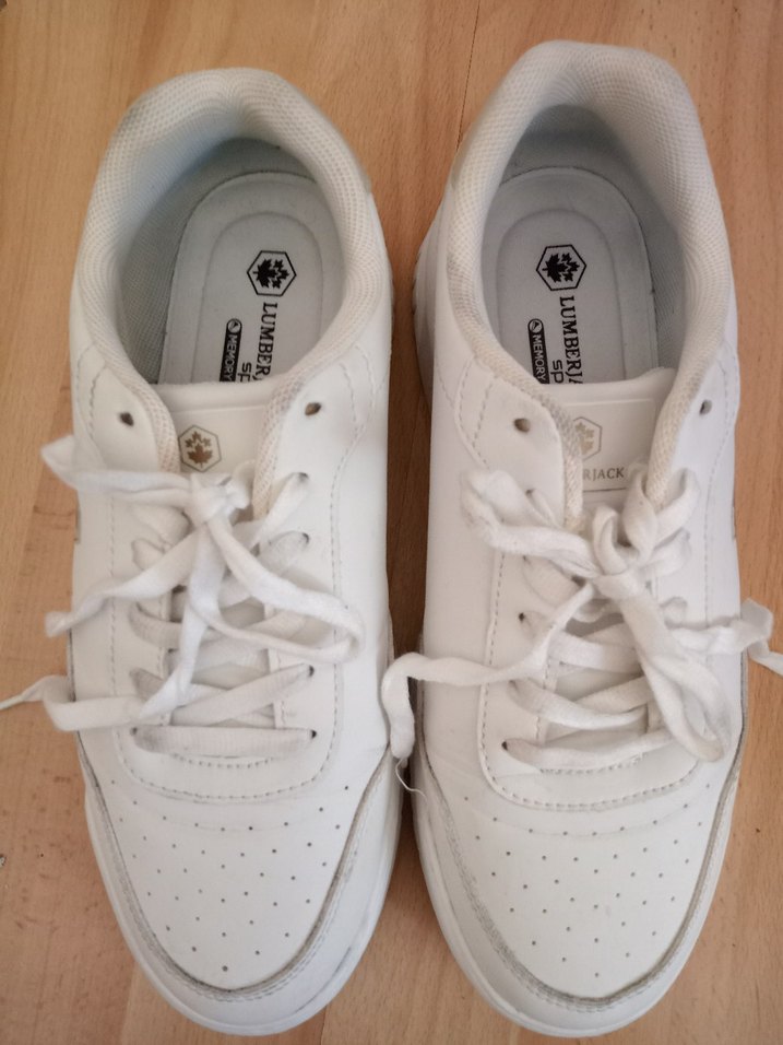 beyaz spor ayakkabi - Görsel 2