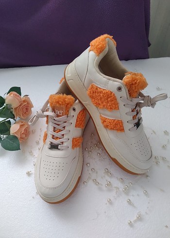 inci sıfır ürün spor ayakkabı - Görsel 3