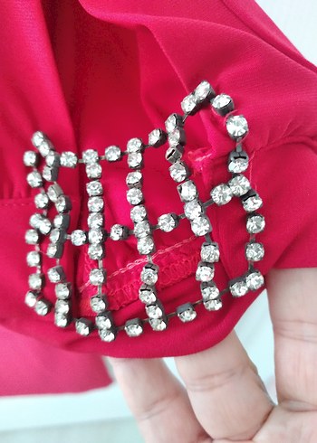 Kırmızı kısa abiye taşlı elbise - Görsel 2