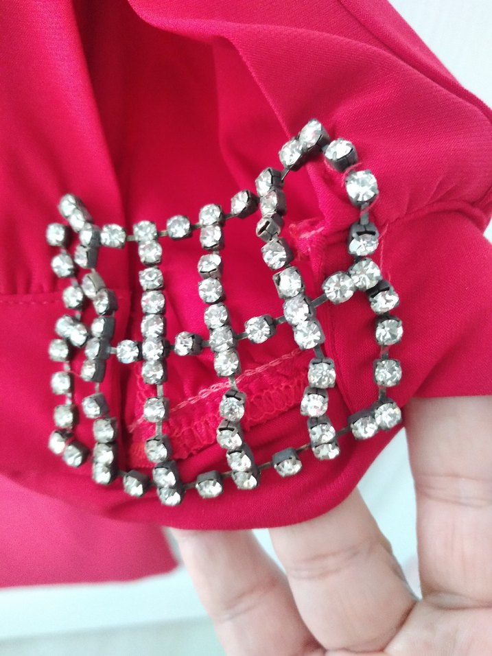 Kırmızı kısa abiye taşlı elbise - Görsel 2