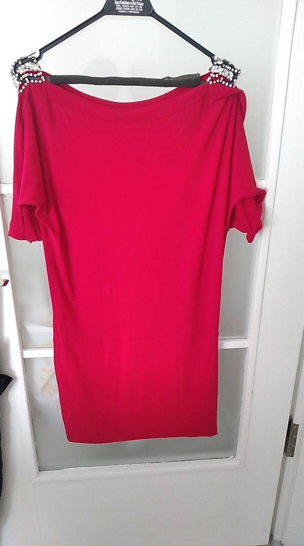 Kırmızı kısa abiye taşlı elbise - Görsel 3