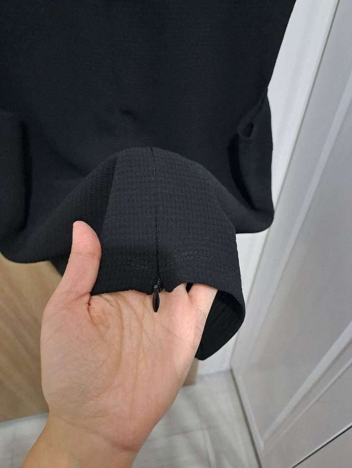 Siyah Kadın Bluz - Görsel 5