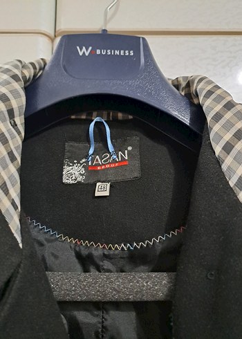 Kapüşonlu Siyah Kadın Kaban - Görsel 2