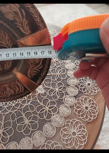 Kahverengi Nakışlı bakır tabak. - Görsel 2