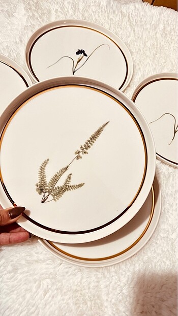 Porland Porland Botanical 21 cm pasta tabağı 1 adet