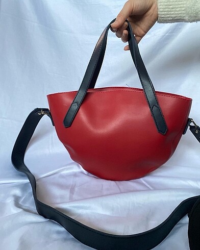 Zara Kırmızı oval çift saplı çanta
