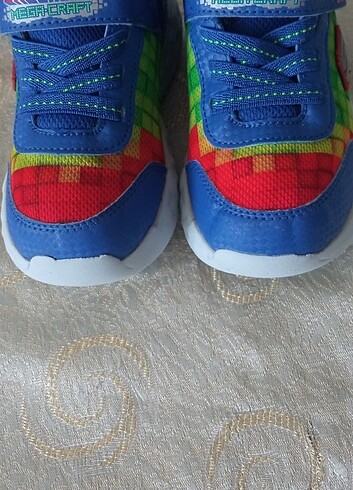 26 Beden Skechers mega kraft ayakkabı
