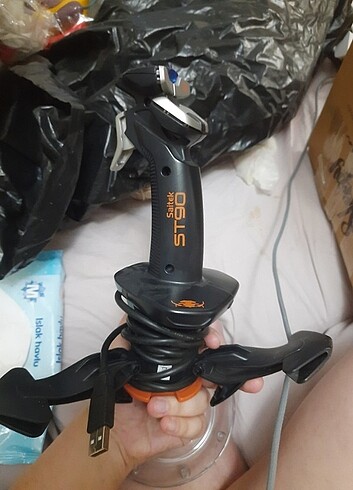Joystick uçak uçurma