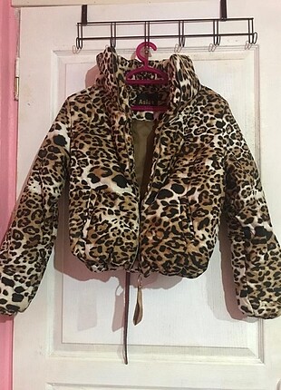 Leopar desenli mont 