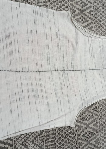 beyaz baslılı atlet - Görsel 2