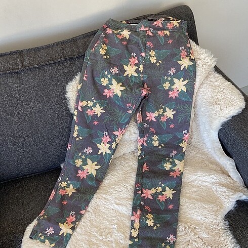 Stradivarius Pantolon