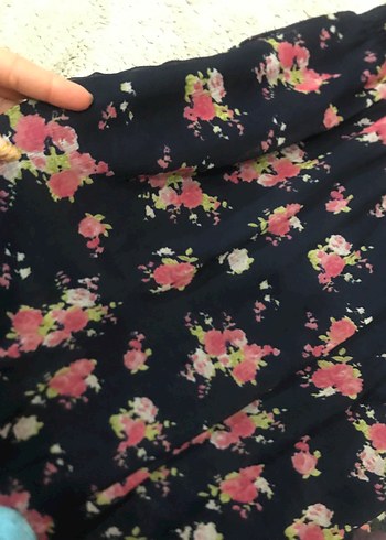 Çiçek Desenli midi boy elbise - Görsel 4