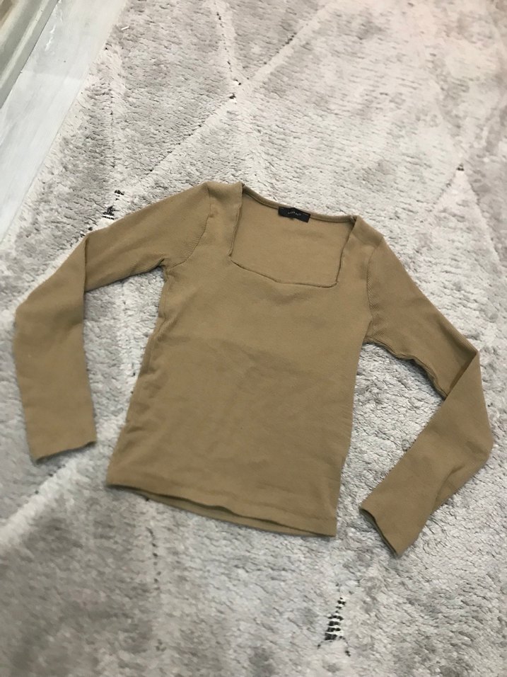 Bej Kadın Süet Uzun Kollu Bluz - Görsel 2