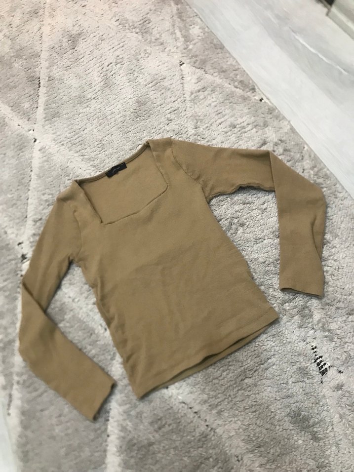 Bej Kadın Süet Uzun Kollu Bluz - Görsel 3