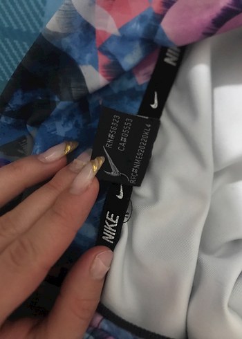 Eşofman üstü Nike M-L bedene uyumludur - Görsel 6