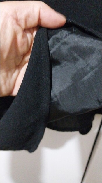 42 Beden siyah Renk Krep astarli elbise sıfır üründür 