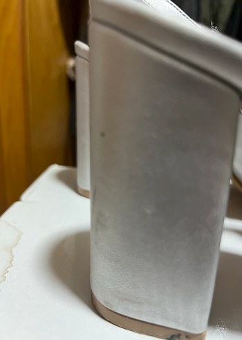 Boncuk İşlemeli Gri Yüksek Topuklu Kadın Ayakkabı - Görsel 4