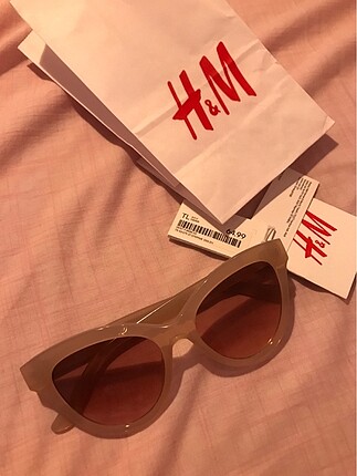 H&M gözlük