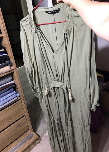 V yaka uzun elbise - Görsel 3