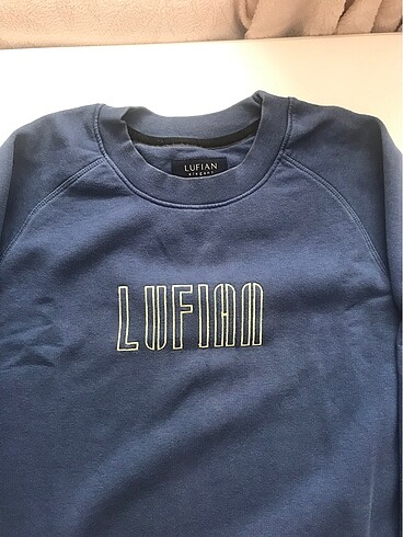 lufian sweatshirt