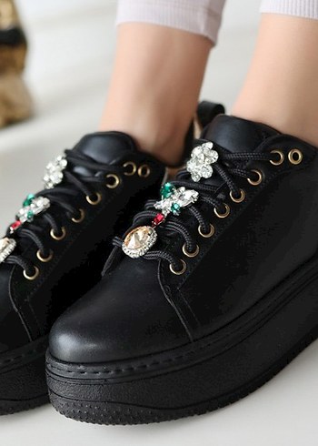 Siyah Taşlı Platform Sneaker